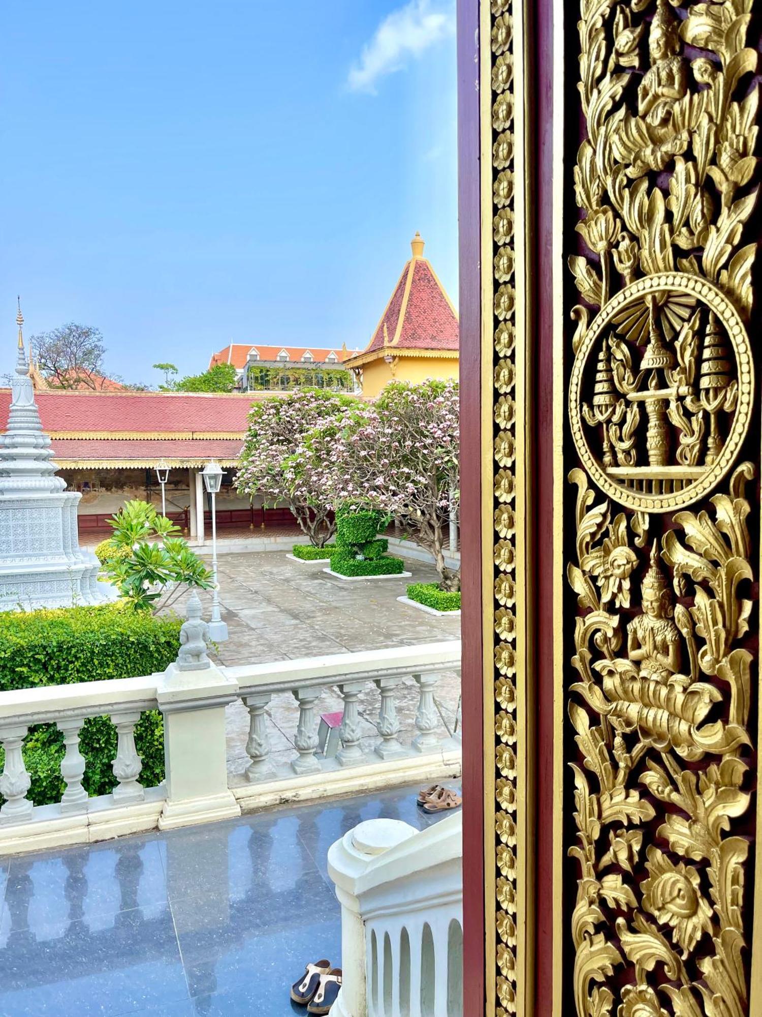 Sky Apartments Riverside - 50M To Royal Palace Phnom Penh Dış mekan fotoğraf